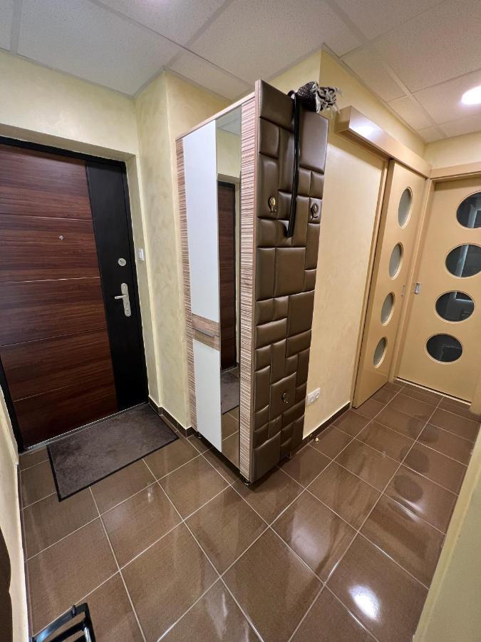 Апартаменты Parizsi Udvar Premium Apartman Дебрецен Экстерьер фото